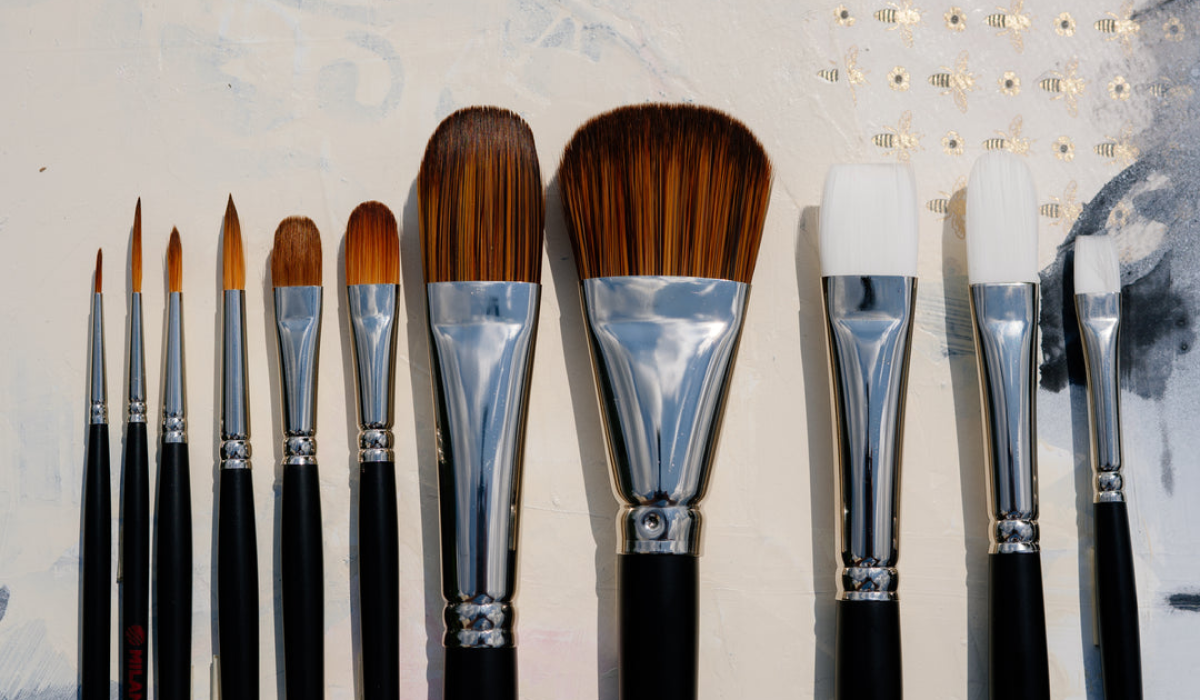 A Guide to Artists Paint Brushes